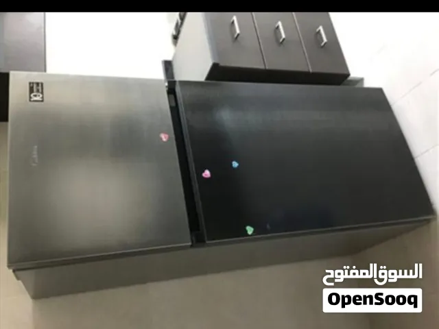 ثلاجات عدد 2 الأول وسط والثاني كبيرة