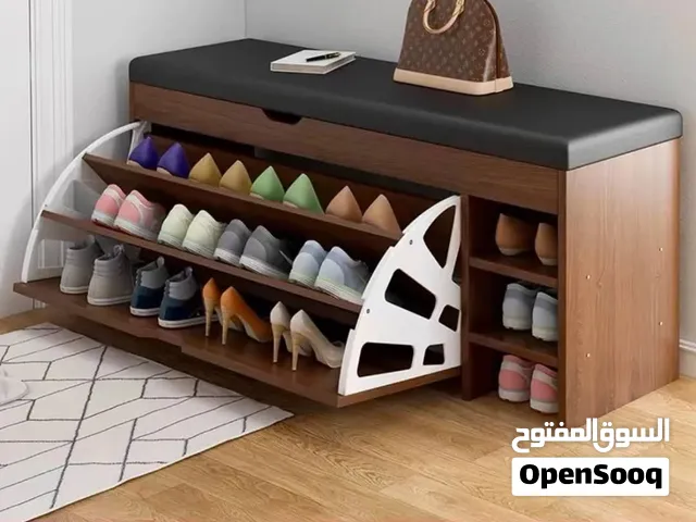 خزانة احذية مع مقعد مريح