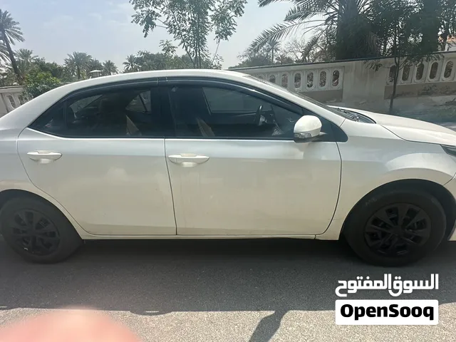 TOYOTA COROLLA WHITE 1.6 LTS 2015 MODEL FOR SALE, 5 SEATER