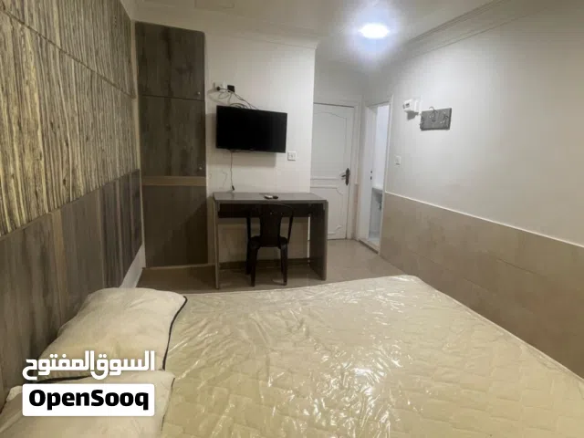 استديو مفروش للايجار، جبيهة شارع البوابه الشماليه للجامعه الاردنية بجانب من جامعة الأميرة سمية