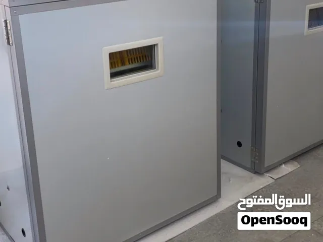 فقاسة بيض أوتوماتيك