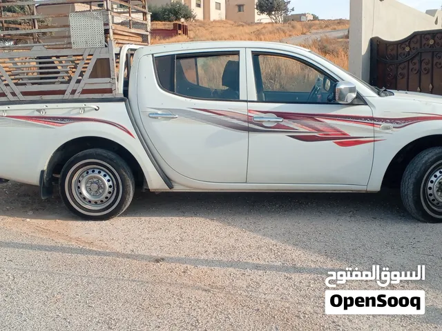 بكب متسوبيشي بنزين للبيع
