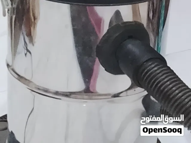 مكنسه كهربائيه شبه جديد