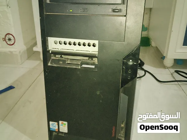 كمبيوتر ويندوز 7 شغال وكل شيء ومعاه سلك بس بس بده تنزيل ويندوز وتنظيف بس