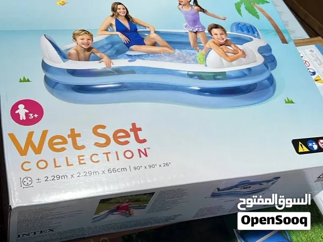 بركة سباحة عائلية اربع مقاعد