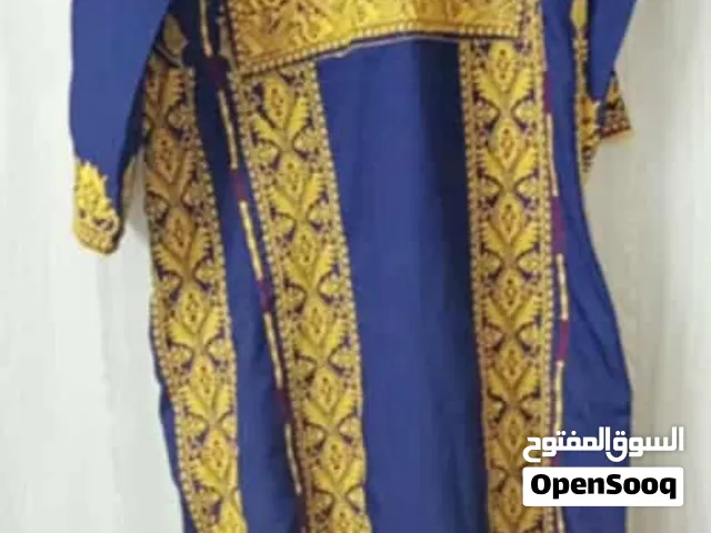 اثواب تطريز فلسطيني 6 عروق عريضة الثوب الواحد 75 دينار
