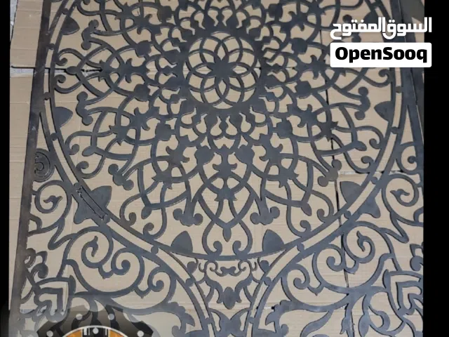 وثاب لفن النحت وزخرفه  وتشكيل الحديد وتقطيع الفلانشات