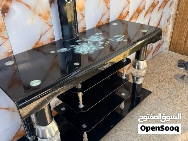 ميز شاشة مستعمل السعر 45وبية مجال بصيط نظيف كلش جام