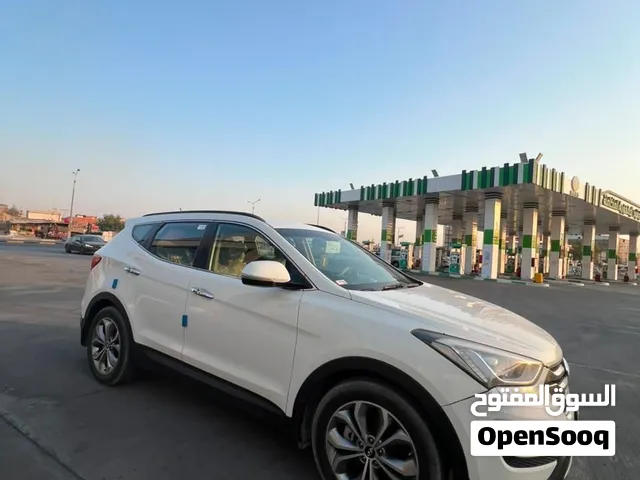 Used Hyundai Santa Fe in Basra