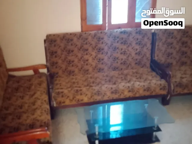 صالون لبيع
