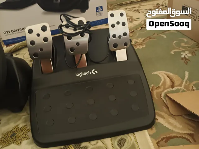 عجلة قيادة وتحكم للبلايستيشن لم تستخدم فقط تم فتح الكرتون والتجربة