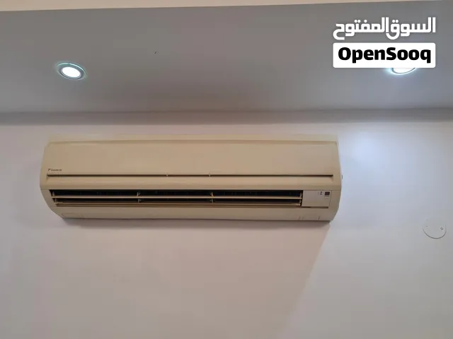 4  Daikin Split AC 2.5 Ton for Sales with Complete Setup