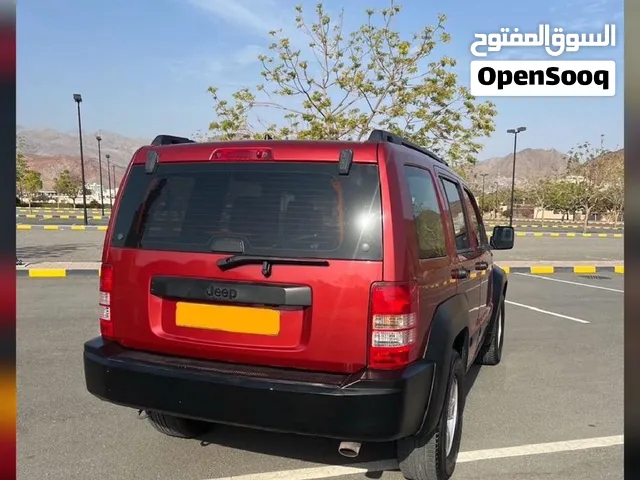 جيب ليبرتي 2009 اس يو في مستعملة بحالة جيده يحتاج سرفس الدبل فقط واموره طيبه