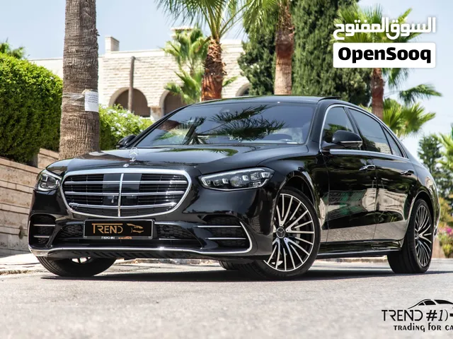 السيارة شبه زيرو و قطعت مسافة 6,000 كيلو متر Mercedes S500 2023 4matic Amg kit