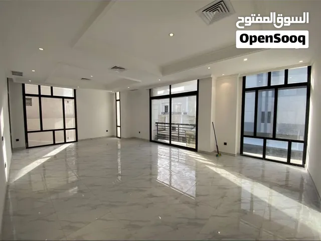 For rent very nice villa ground floor