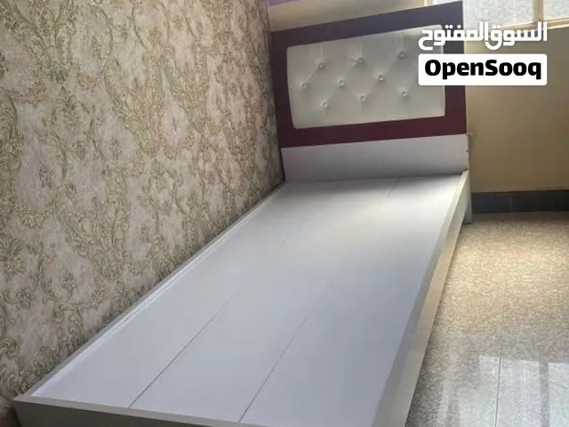 جرباية نفر عدد 2 بيهم تلف ولازم شد ب25 الوحدة