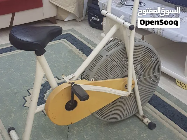 عجلة رياضية  للبيع مستعملة بحالة جيدة جدا الموقع بوشر