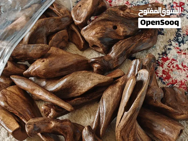 عود مروكي طبيعي محسن قطع كبيرة يتميز بالثبات والفوحان