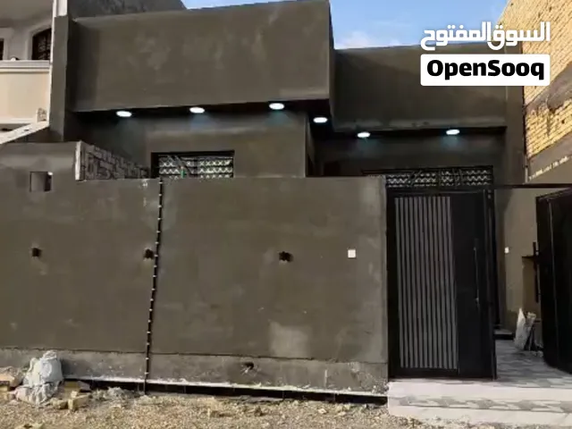 بيت للبيع في حي بغداد مقابل خدمات قرب فلكة الاولى