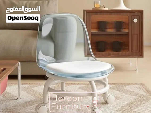 كرسي آكريليك شفاف قابل للدوران