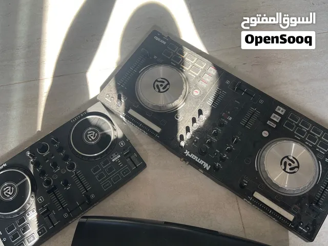 � طقم DJ كامل للبيع – Numark + سماعة Microdigit