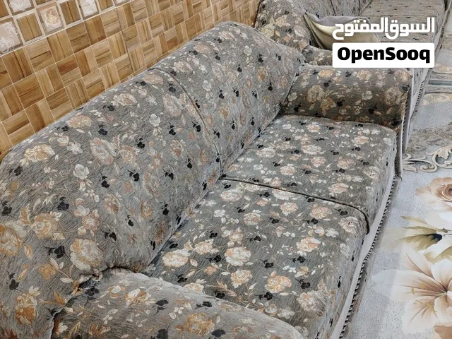 تخم 10 مقاعد ديوان تركي قديفة جدا نظيف سعر 280 بي مجال بغداد حبيبية شراي يتصل واتساب وبالخدمة
