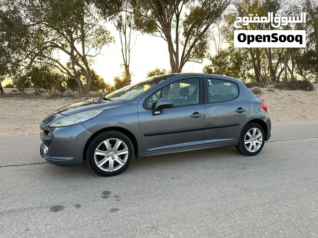 Peugeot 207...