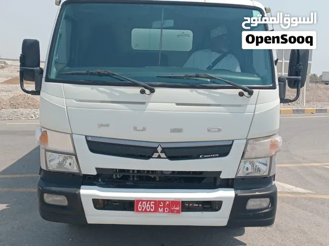 Mitsubishi Canter 2020 Box 3 ton truck