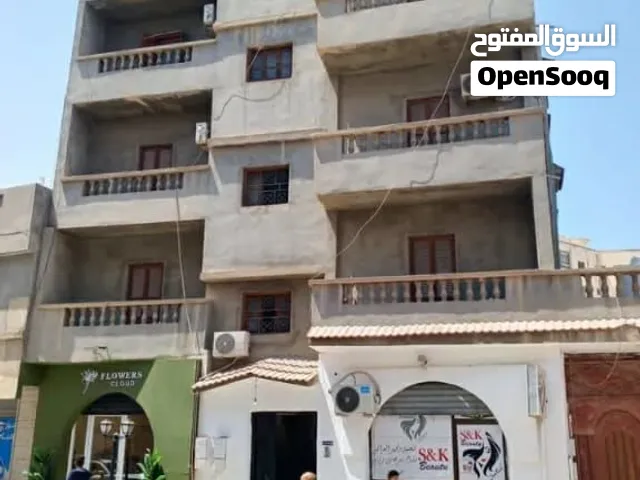 منزل سكني تجاري فى فشلوم اربع طوابق واثنين محال تسليم فوري شارع الباز ع رئيسي 330متر