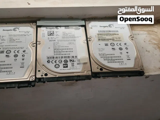 للبيع: هاردات HDD بحالة ممتازة وجاهزة للاستخدام! متاح حالياً 3 هاردات ديسك (HDD) لزيادة مساحة
