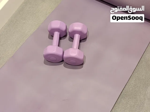 دمبلز 2 كغ + بساط يوغا/تمارين – بحالة ممتازة