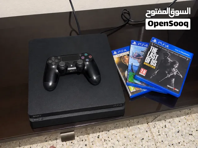 جهاز ps4 slim مع manette واحدة و ثلاث ألعاب