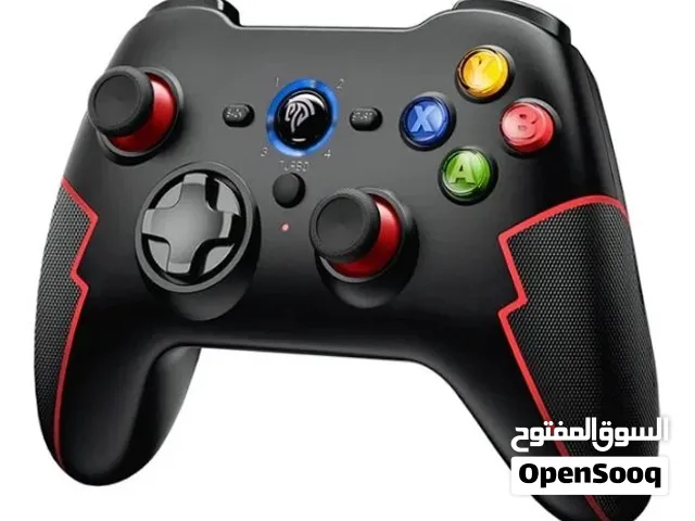 يد تحكم ألعاب متعددة المنصات (Multi-Platform Gaming Controller)