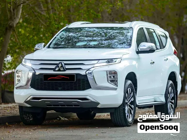 Mitsubishi Montero Sport 2023 White  Full Option  7-Seater  V6  4WD  Low Mileage  Bahrain Spec