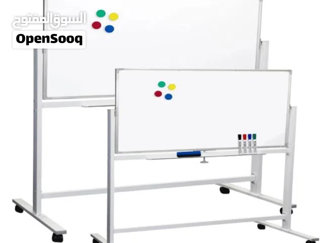 سبورة بيضاء متحركة وجة او وجهين متعددة الاحجام