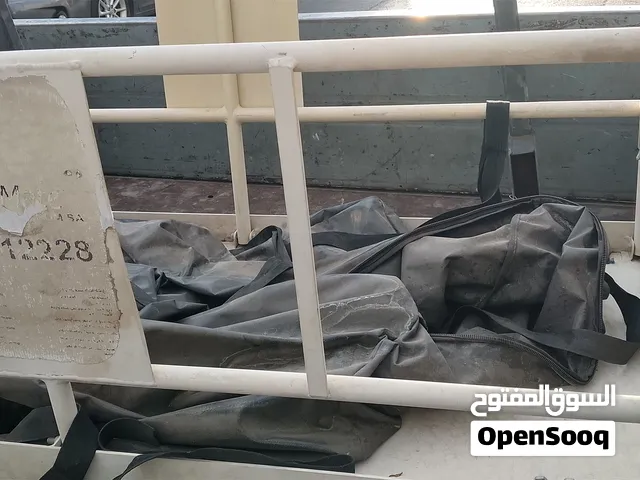 حماله سياره للسفر المنيوم مع شادرها شبه جديده