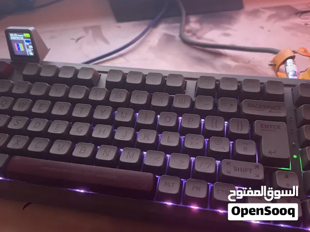 كيبورد RT100 ايبو مايكر نضيف جدا استخدام شهر