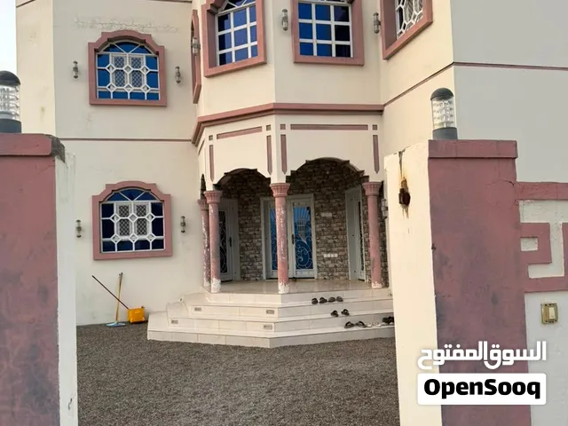 غرف للايجار الشهري