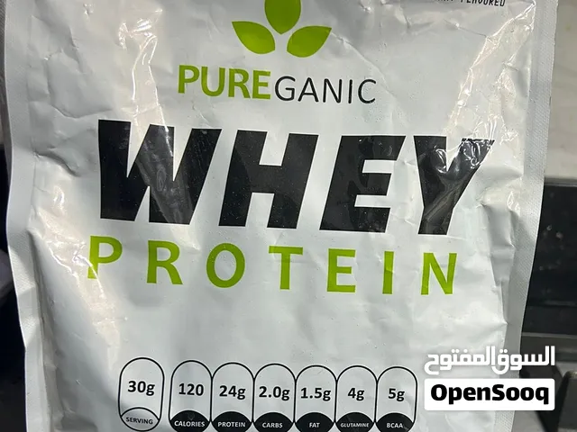 بروتين باودر من شركة pure organic  بطعم الفراولة