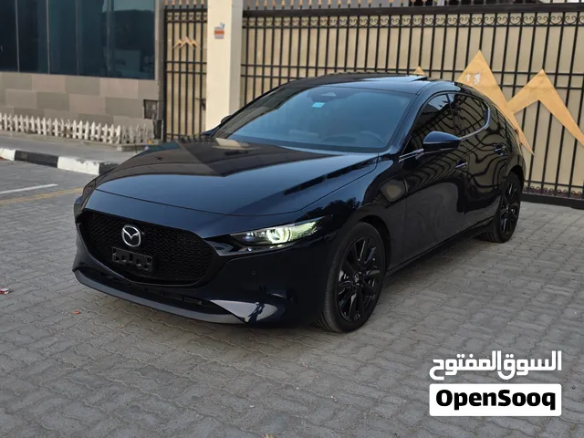 Mazda 3 hatchback... Model 2025... Gcc specifications... Under warranty... Service contract