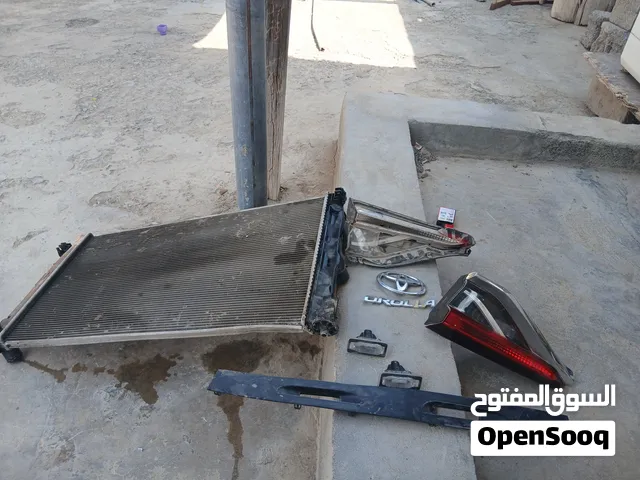 قطع غيار كما في الصورة سيارة كرولا 2021