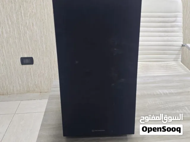 كيس فاضي او صندوق كمبيوتر فاضي