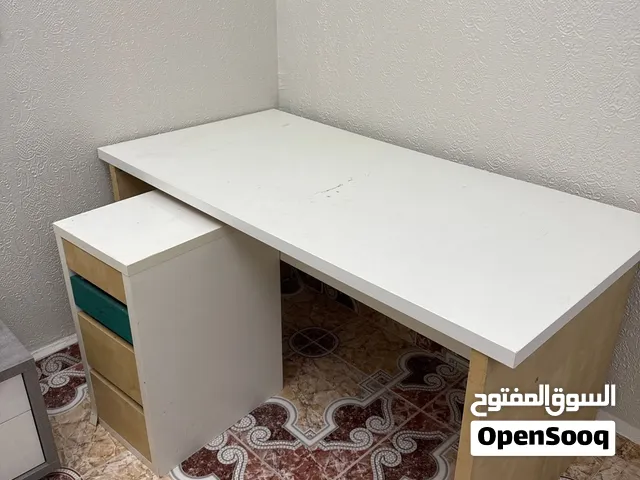 طاولة تنفع للقيمنق ومكتب