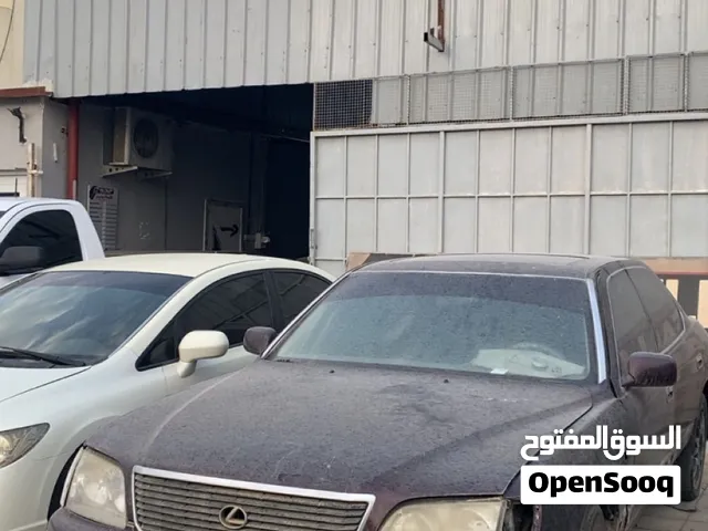 لكزز LS400 موديل 97 محوله 98 بيعه مستعجله ب حادث بسيط قابل ل التفاوض