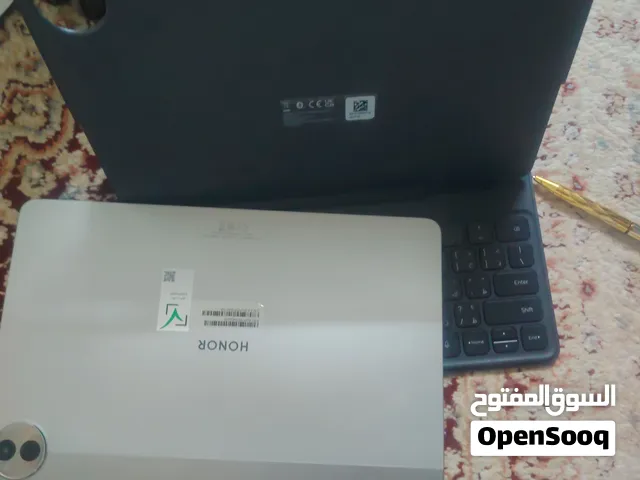 Honor Honor Pad 10 256 GB in Al Batinah