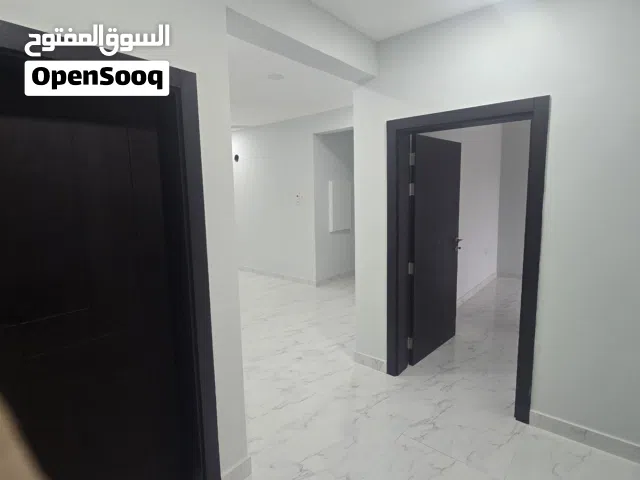 110 m2 3 Bedrooms Apartments for Rent in Central Governorate Al Eker