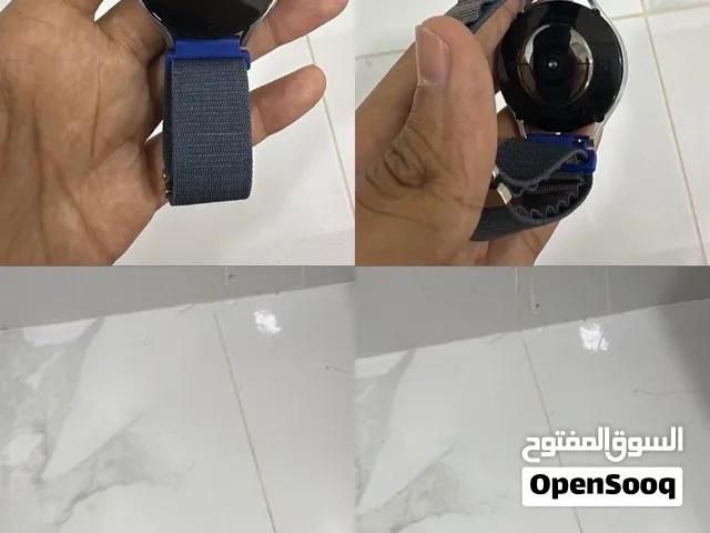 ساعة مافيه شي بس ناقص له شحن