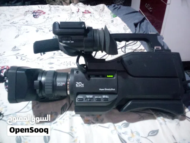كامره سوني 1000 HVR-HD- محموله على الكتف