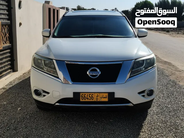 Used Nissan Pathfinder in Al Batinah