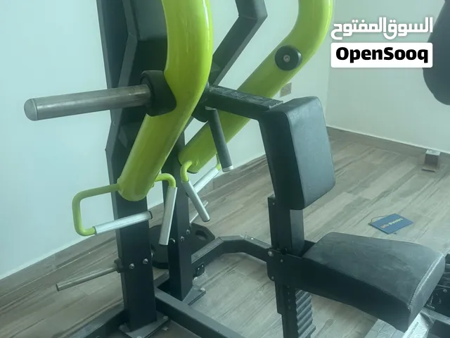 Low row machine